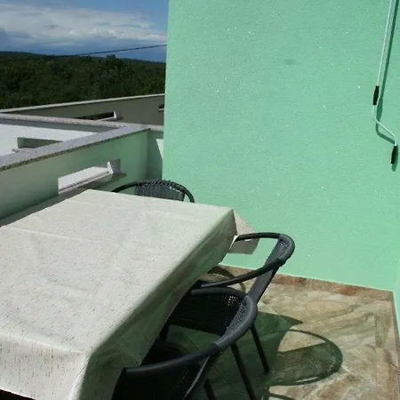 Lucija Apartman *