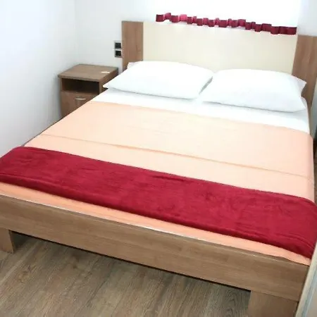 Lucija *