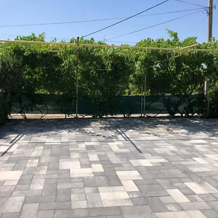 Apartman Lucija *